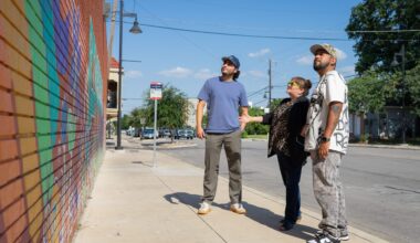 Riverside Fort Worth leaders hope new mural draws foot traffic to struggling arts district