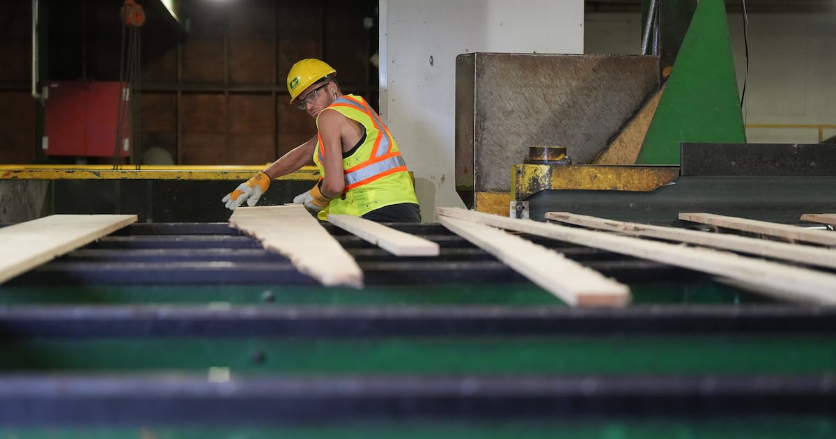 Canada lost 41,000 jobs in July, highlighting little tariff impact