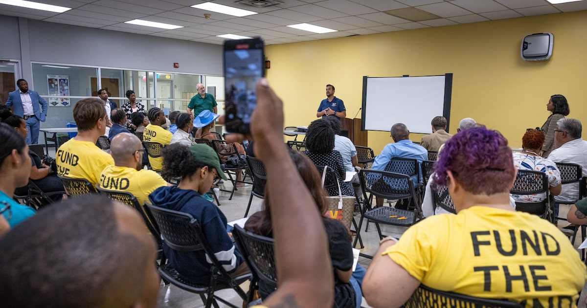 Dallas climate activists surprised to hear city could shut down Joppa industrial plant