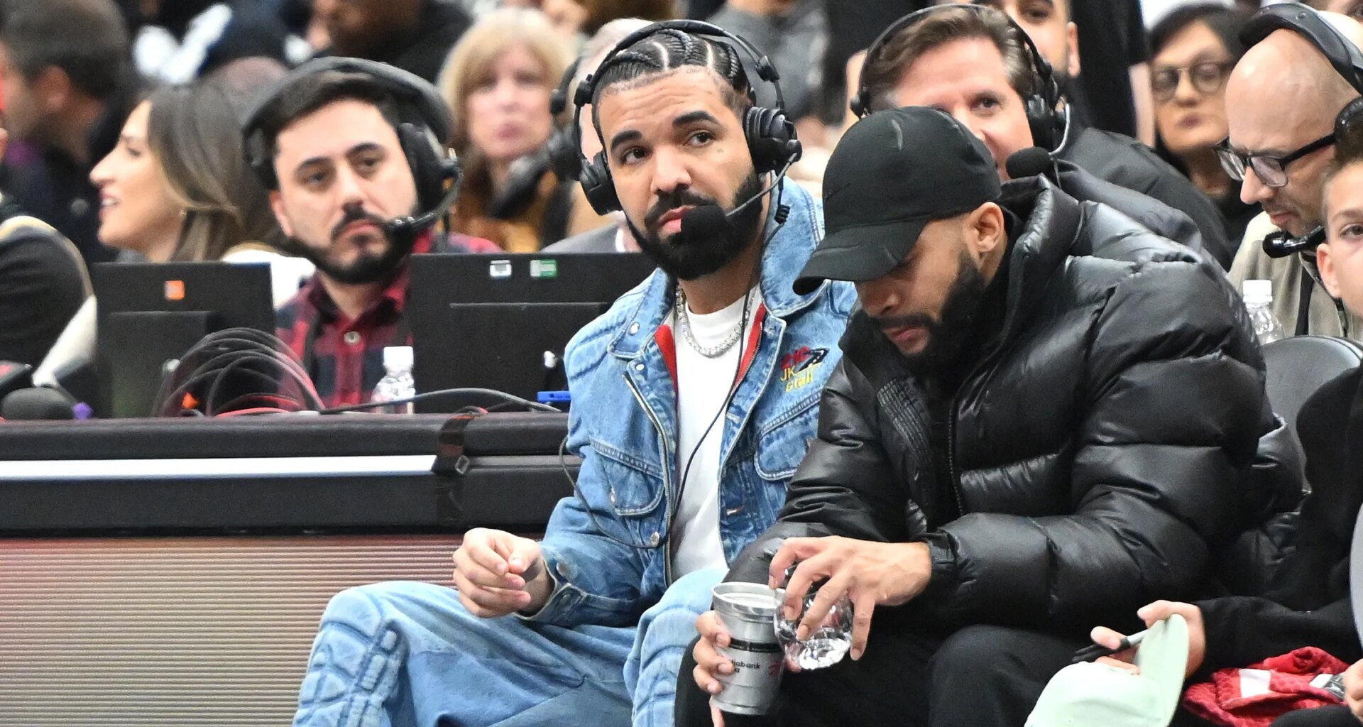 Drake Fans Revisit Possible UMG Lawsuit Dig On "Family Matters"