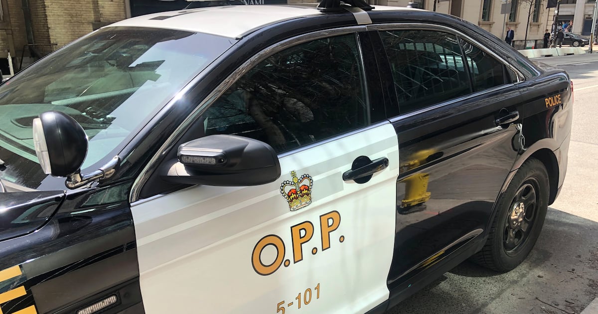 Two-vehicle collision on Hwy. 48: 1 dead, 4 injured