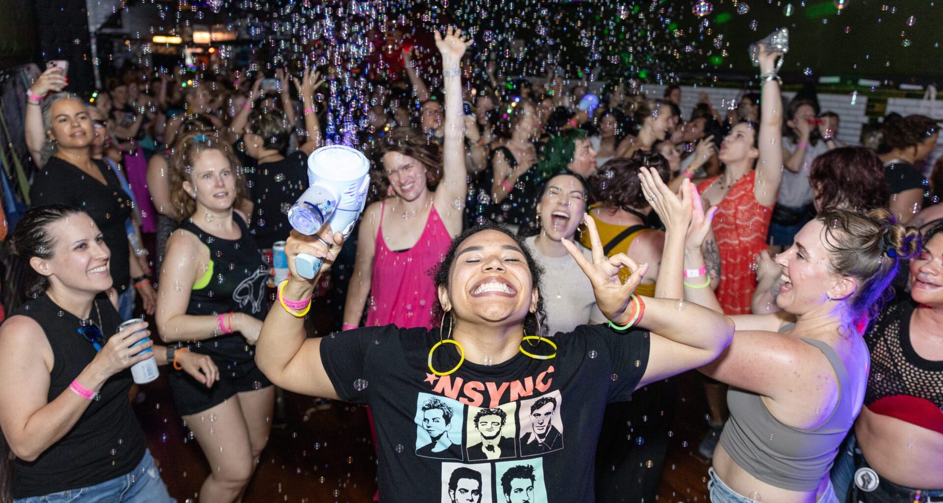 Earlybirds Club, a dance party for ‘middle aged-ish’ women, is headed to Philadelphia