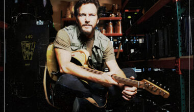 How Pearl Jam turned being uncool to their advantage.