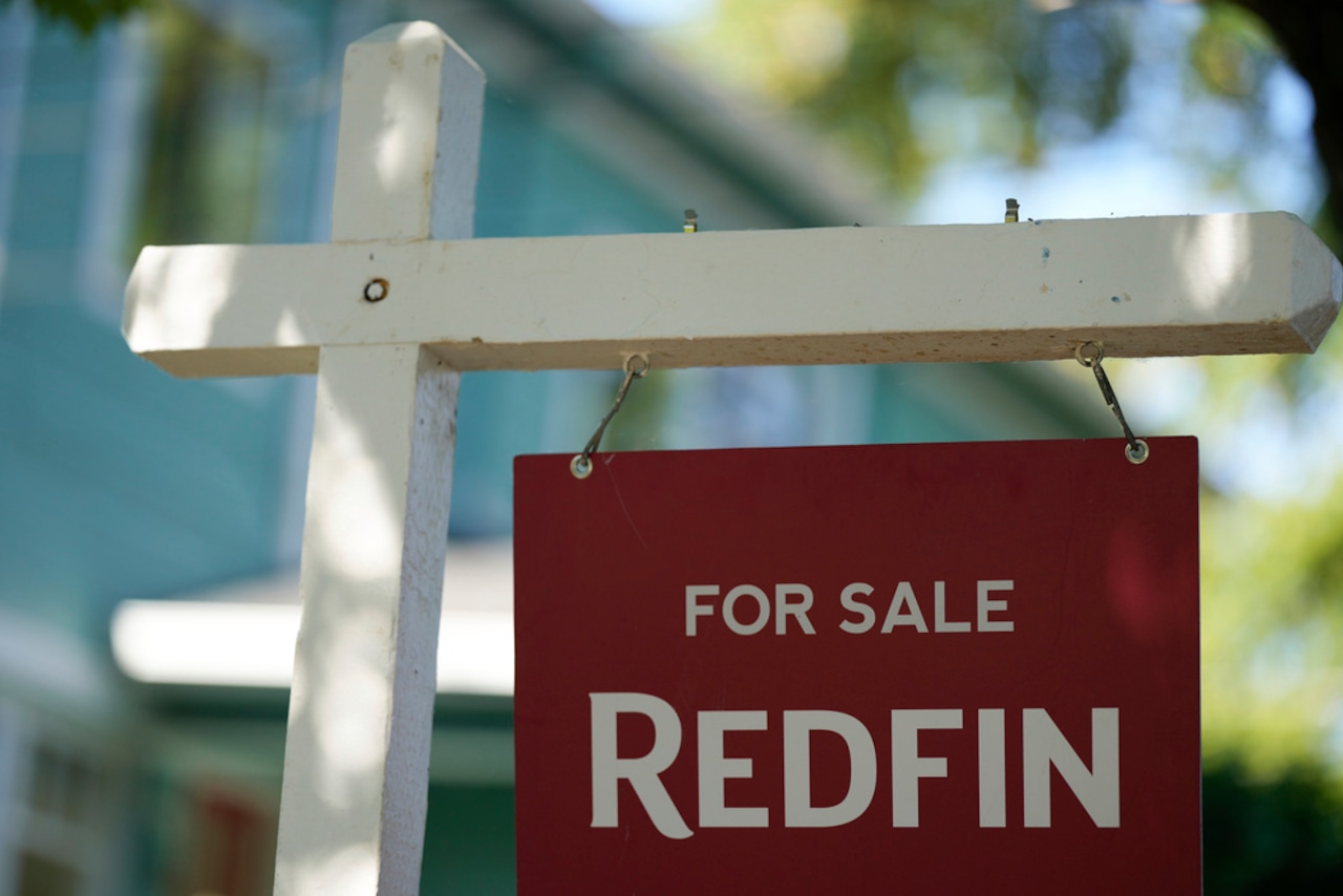 Weekly mortgage rates fall again as September rate cut seems likely