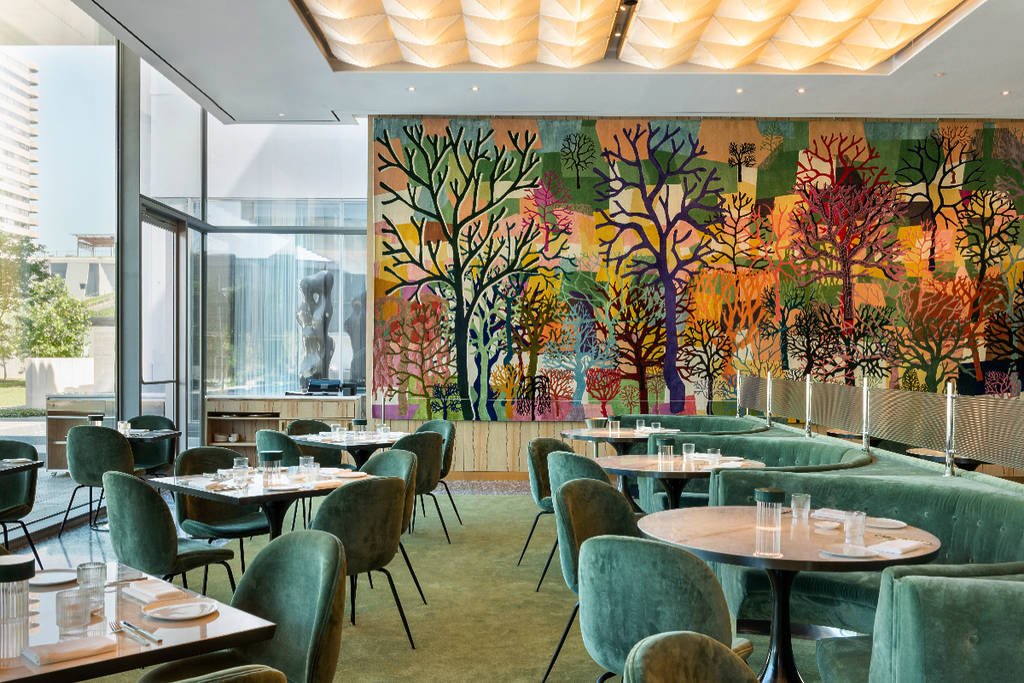 Image shows the interior of Le Jardinier in Houston.