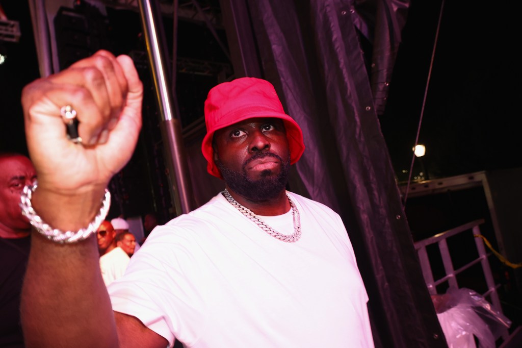 Funkmaster Flex Announces Final Radio Show at Hot 97