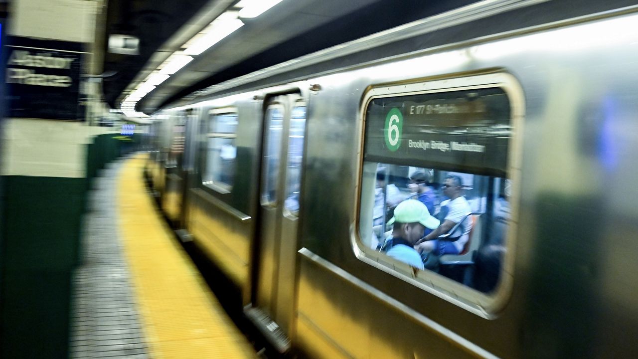 (Marc A. Hermann/MTA)