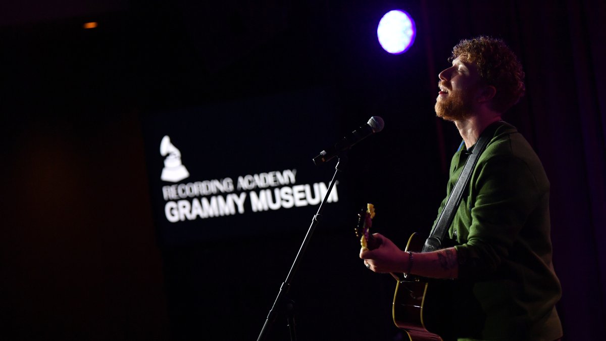 Grammy-nominated singer cancels tour – NBC Chicago