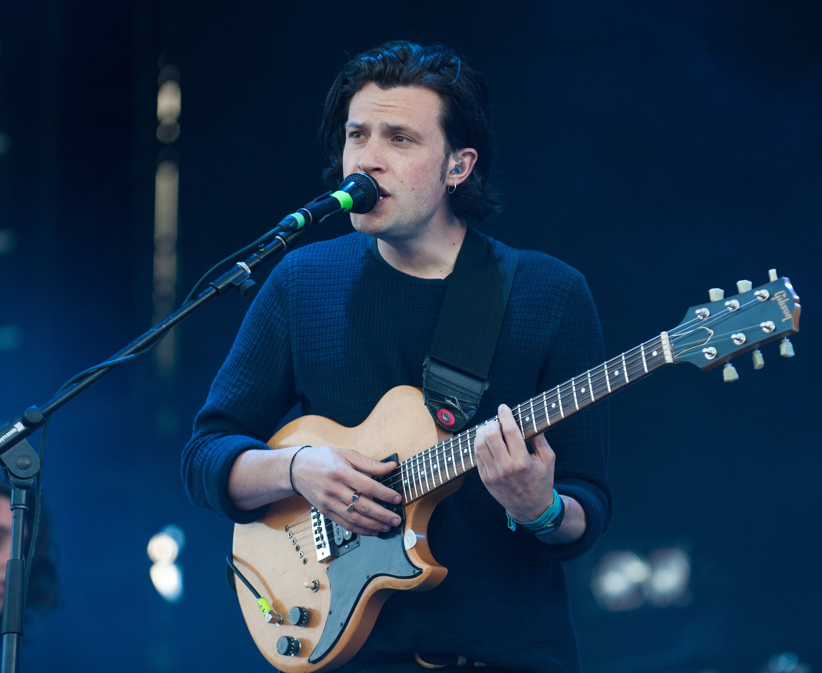 Orlando Weeks performs during the band’s 2013 Isle of Wight set