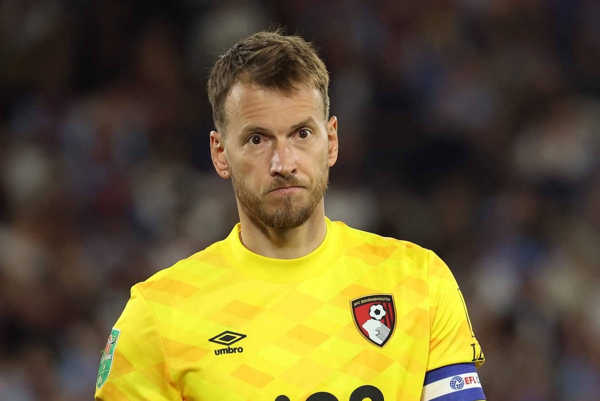 Botafogo reach agreement to sign Bournemouth goalkeeper Neto