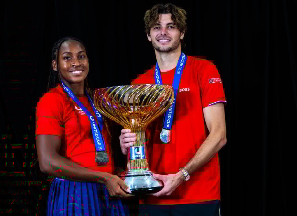 Coco Gauff and Taylor Fritz pose with the 2025 United Cup trophy