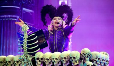 Lady Gaga Set to Perform