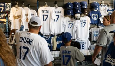 Dodgers fans battling a surge in counterfeit merchandise scams according to new report – NBC Los Angeles