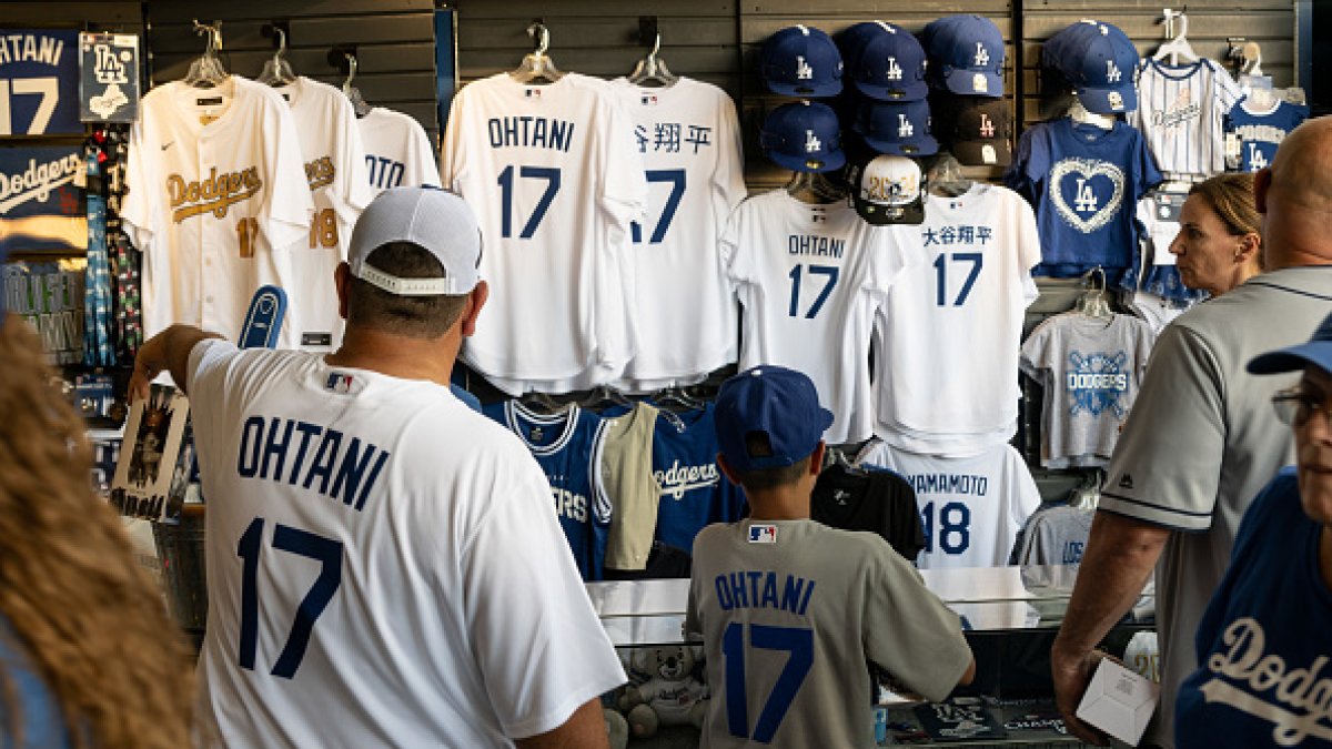 Dodgers fans battling a surge in counterfeit merchandise scams according to new report – NBC Los Angeles