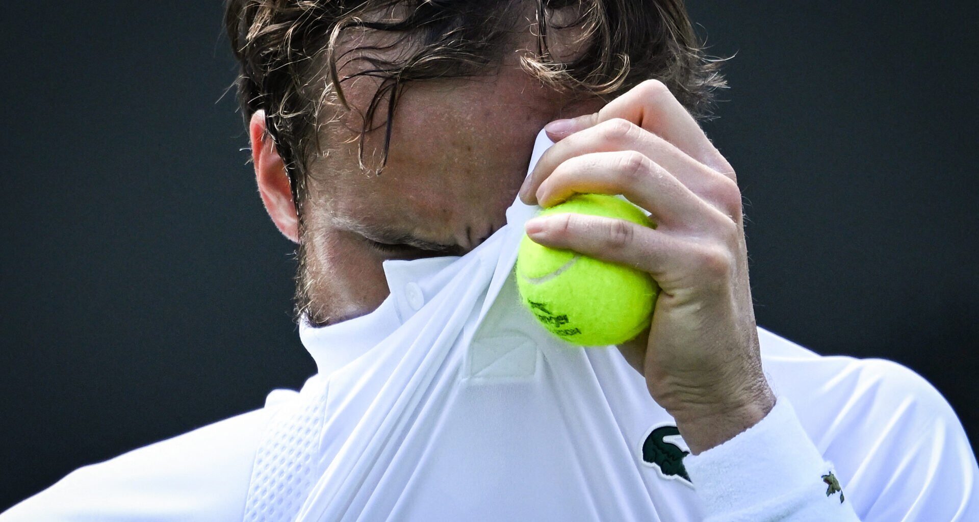 Former Grand Slam champion said to be in an 'emergency' situation ahead of the US Open and needing a new coach
