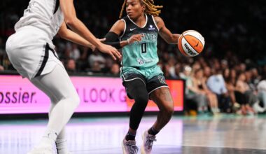 Minnesota Lynx Sign Guard Jaylyn Sherrod