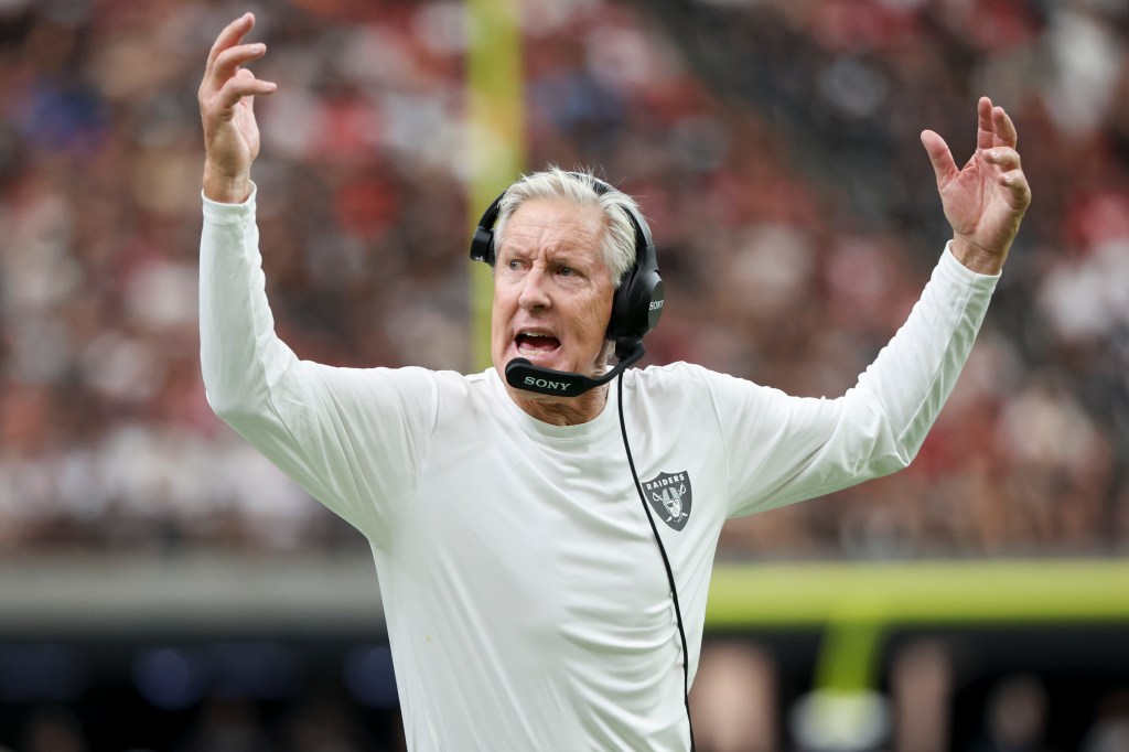 Head coach Pete Carroll of the Las Vegas Raiders reacts to a play during the fourth quarter of the NFL Preseason 2025 game against the San Francisco 49ers at Allegiant Stadium on August 16, 2025 in Las Vegas, Nevada. 