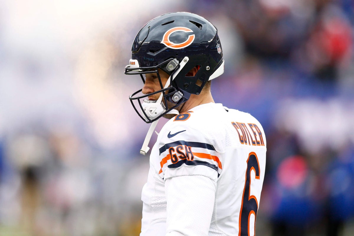 Someone spent $12,000 on a Jay Cutler football card in 2025 — why?