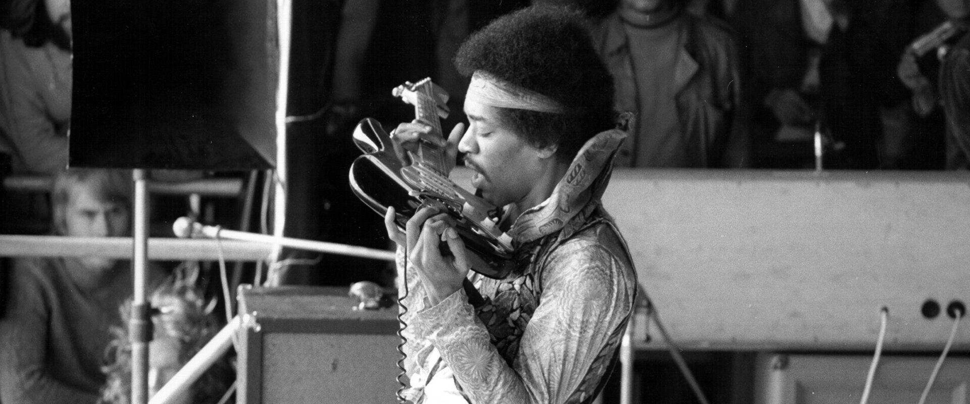 Jimi Hendrix’s Final Performance in 1970 Still Gives Me Goosebumps Decades Later