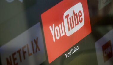 YouTube TV, Fox locked in carriage dispute ahead of big football weekend