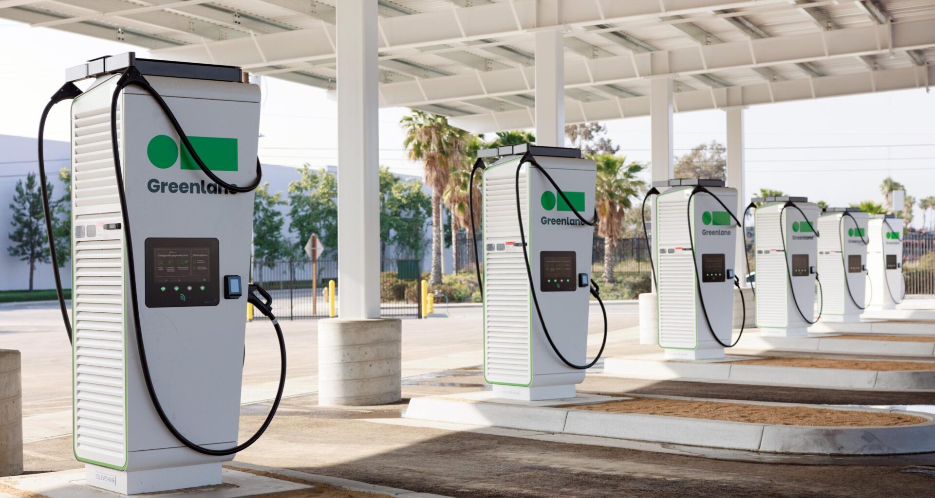 Greenlane expands EV charging corridor to Phoenix