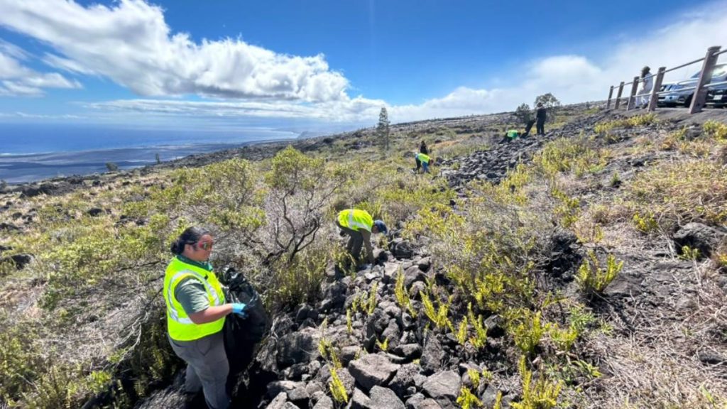 ‘Guardians of the Trails’ program offers career opportunities in conservation : Big Island Now