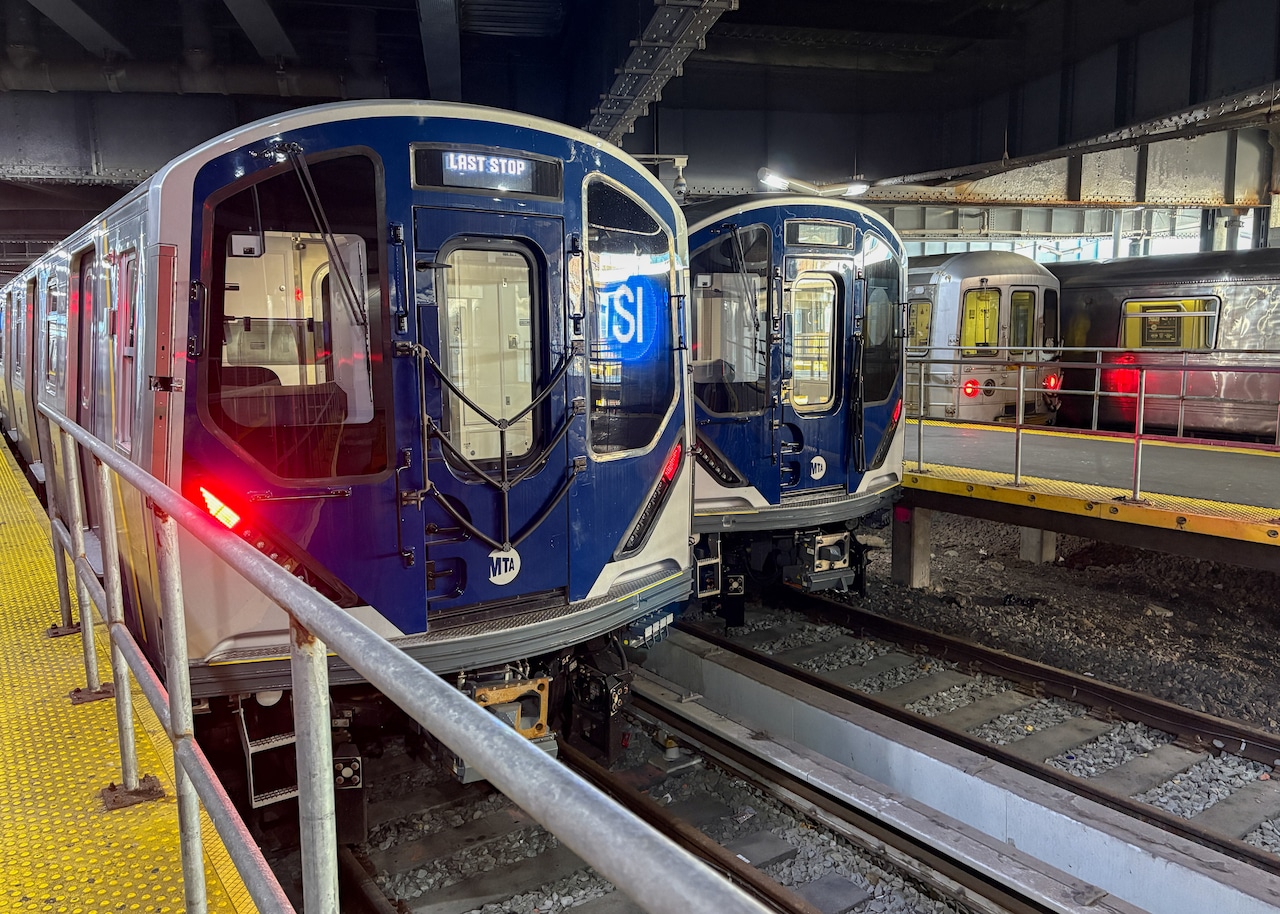 File: SIR train