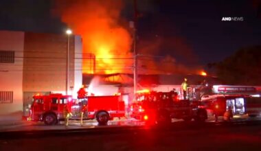 Firefighters battle greater alarm fire at one-story commercial structure in Harbor Gateway – NBC Los Angeles