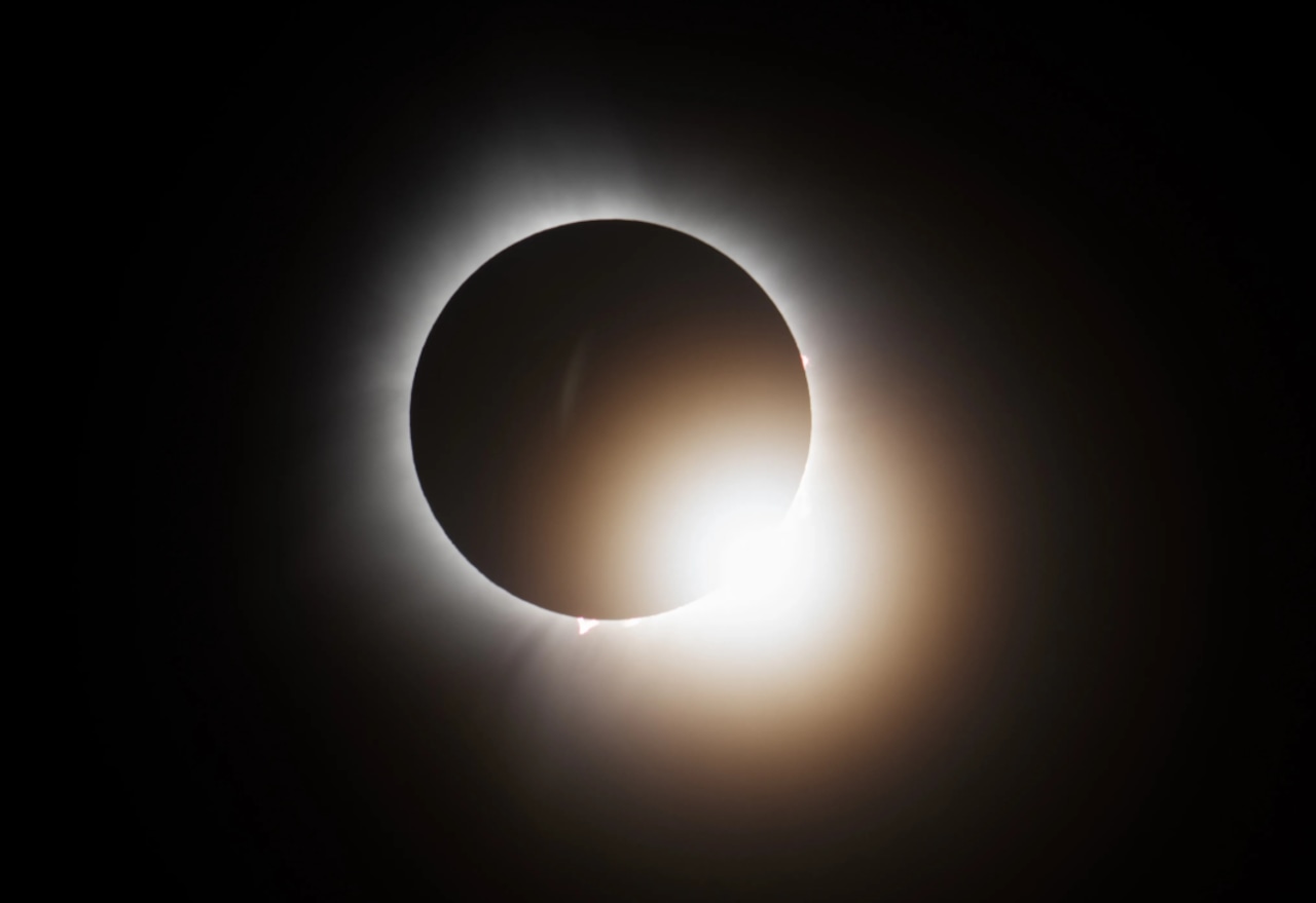 Rare solar eclipse to darken sky on Aug. 2? Don’t believe the rumors.
