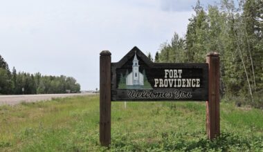 Fort Providence issues evacuation alert