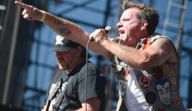 Lead singer of ‘80s metal band dies 2 weeks after getting married