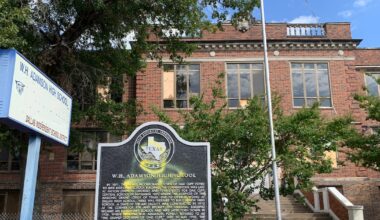 Dallas ISD is slowly demolishing the landmark 1915 W.H. Adamson building