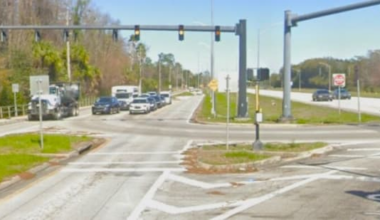 Why is one traffic signal always out on Southside Boulevard?