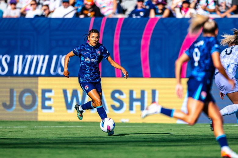 Kenza Dali on the field