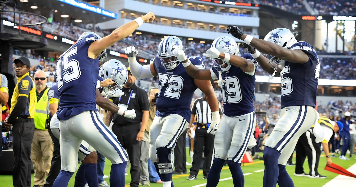 See photos as Cowboys kick off preseason vs. LA Rams