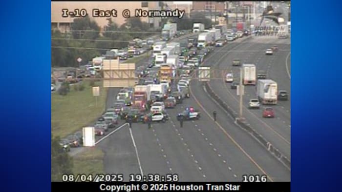 East Freeway reopens after person killed trying to cross highway