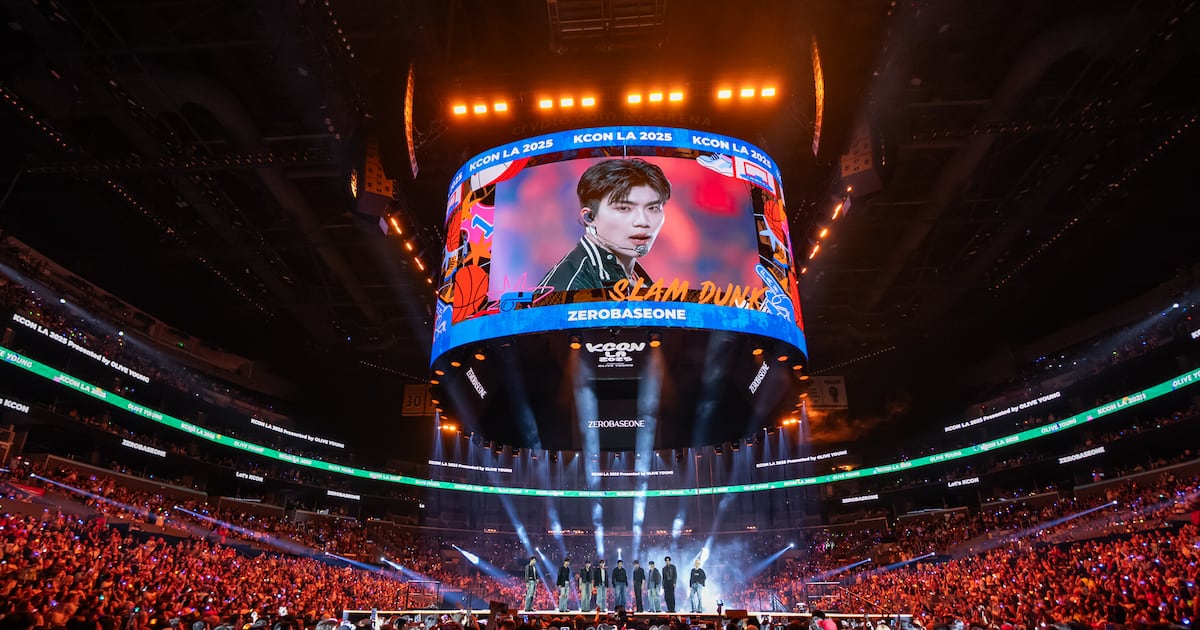 The Biggest K-Pop Gathering in America – Annenberg Media