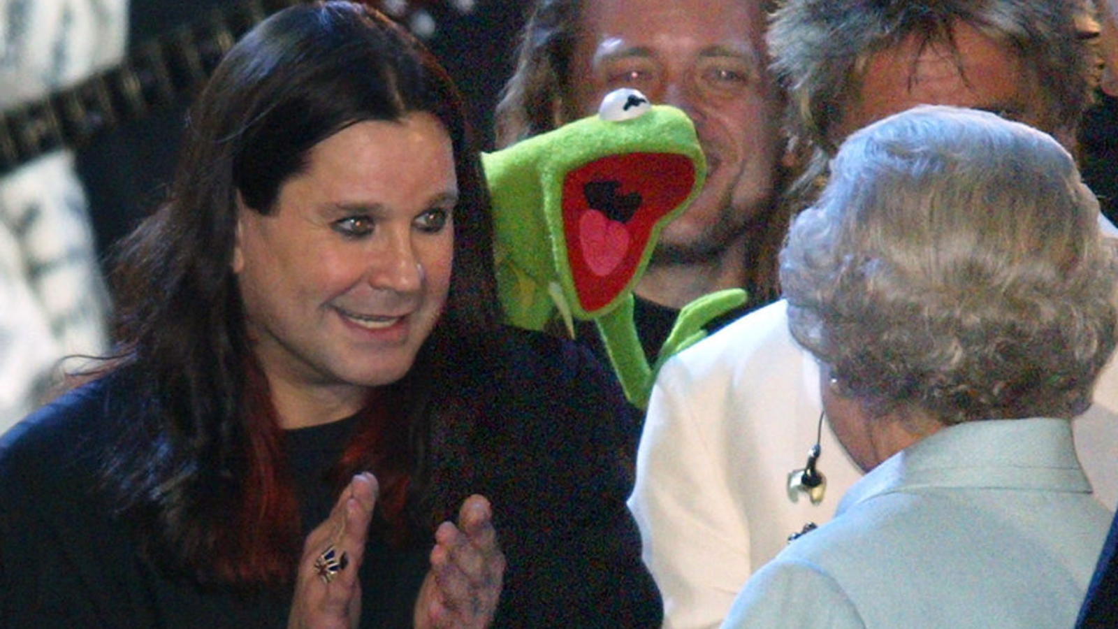 The Queen is introduced to Ozzy Osbourne and Kermit the Frog on stage during &quot;Party at the Palace&quot; in London 03 June 2002 as part of Queen Elizabeth's Golden Jubilee celebrations.