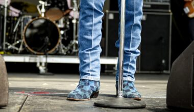 Chubby Checker to skip Rock & Roll Hall of Fame induction, booked another gig on purpose