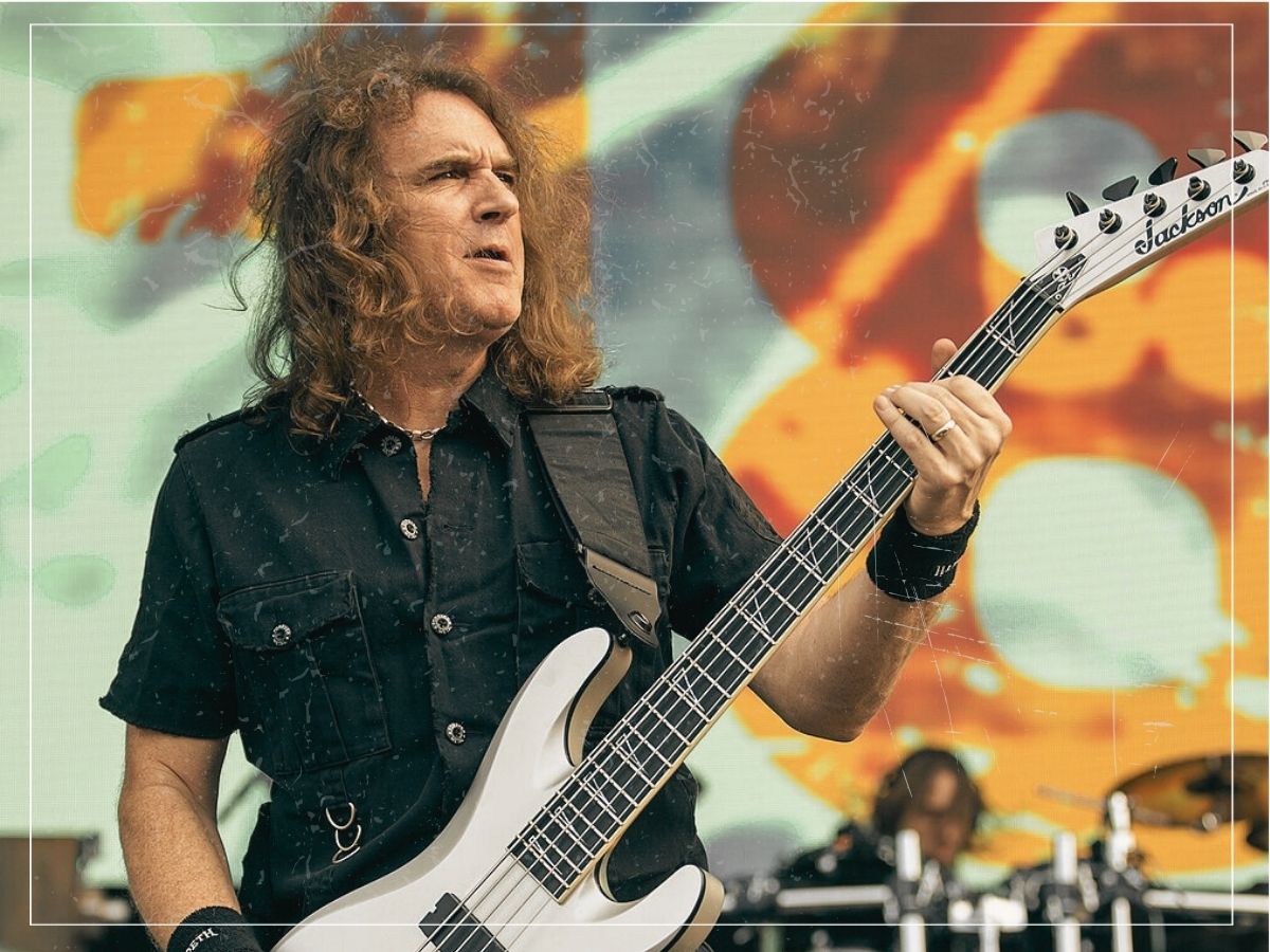 The band Megadeth bassist called "masters of the one-riff"