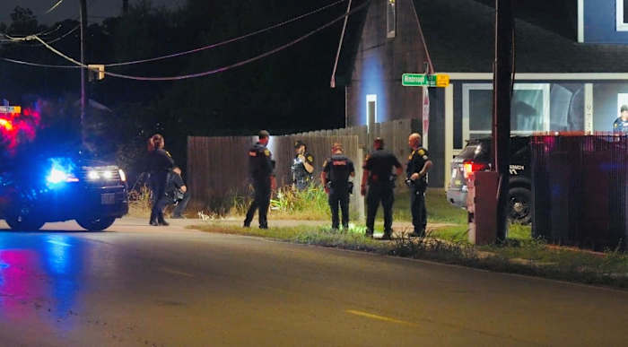10-year-old shot playing “ding-dong ditch” in Houston’s Eastside