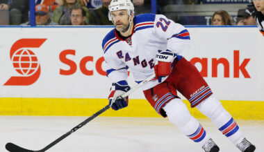 Former Rangers defenseman recalls 'standing ovation' from teammates after colorful run-in with media