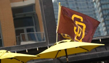 Padres drop five runs on Arizona in extras to win 10-5