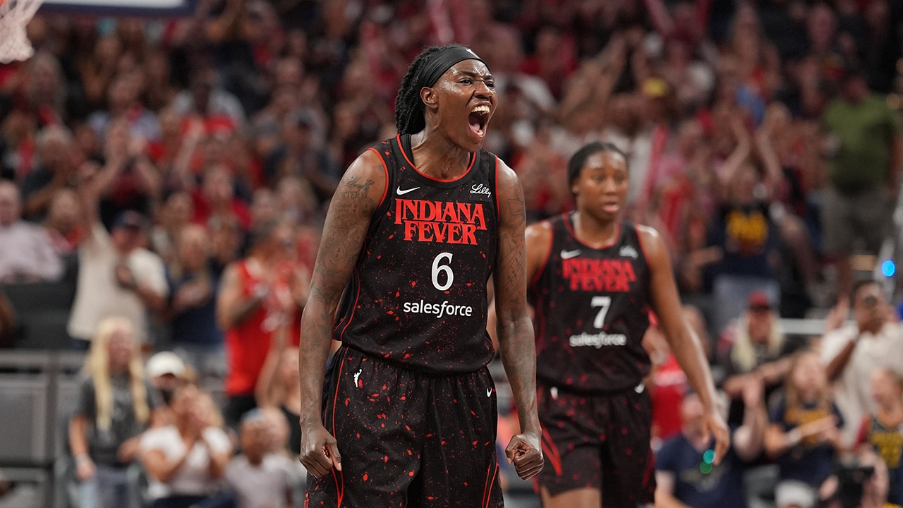 Indiana Fever Topple Chicago Sky in 22-Point Victory