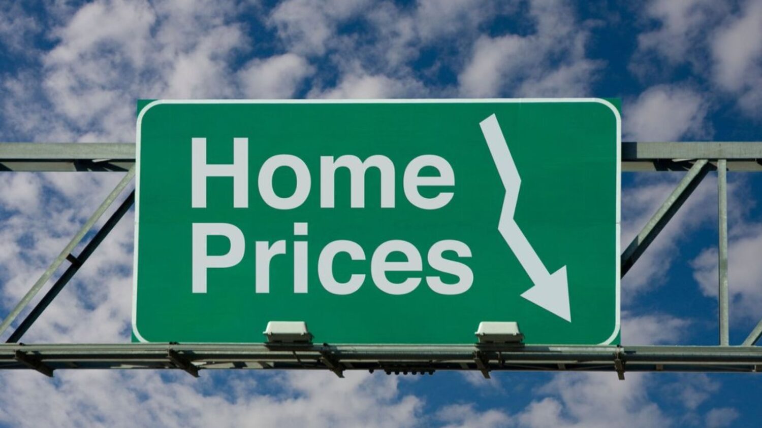 Phoenix home prices poised to drop as inventory surges...