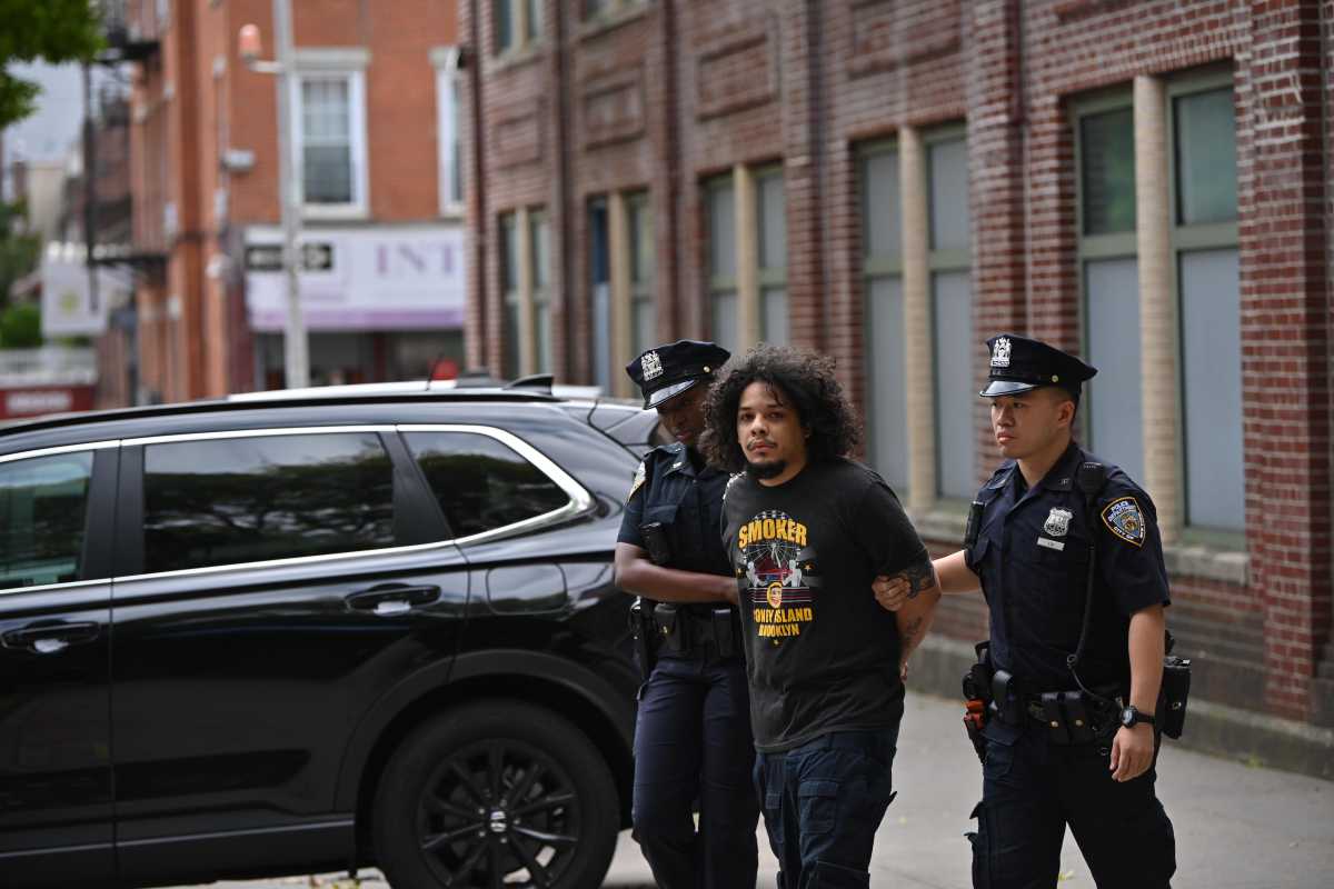 TWU Local 100 members rally at Brooklyn court after train worker assault
