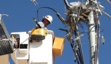 Peak energy demand historically high for SRP, APS on Aug. 7...