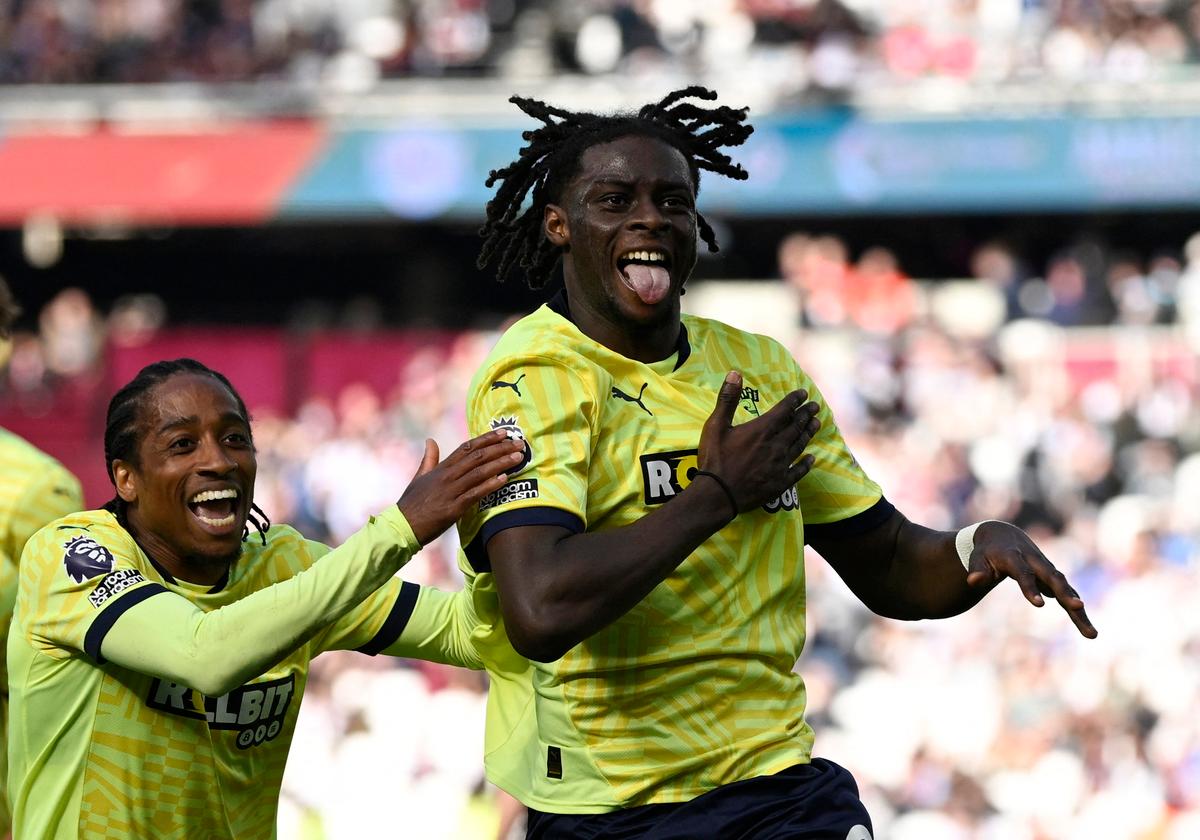 Chelsea in talks over new triple transfer deal as fire sale continues - London Evening Standard