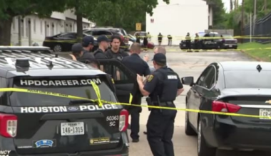 Man found shot to death at apartment complex on Houston’s south side