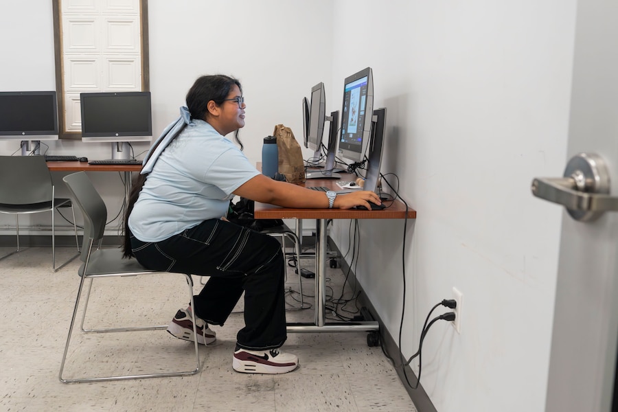 Baltimore YouthWorks program makes teens top job candidates